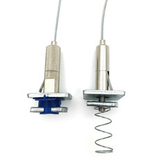 Вешалка и система поддержки электрических крепежных деталей веревочки провода